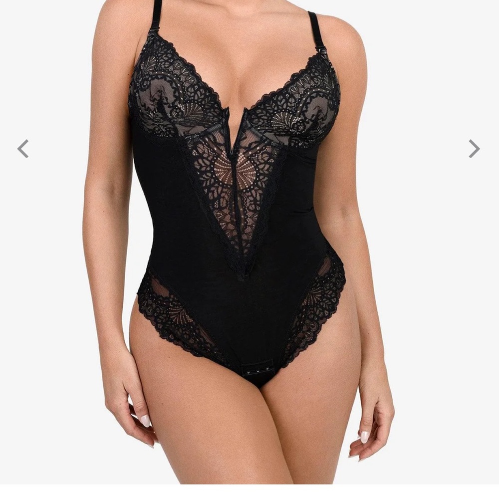 Shapewear Lace Deep V-Neck Sculpting Thong Bodysuit